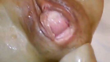 정신과 의사는 급성 매춘 환자를 진단합니다.