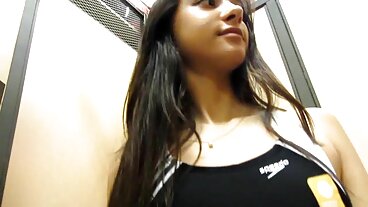 Alix Lynx를 위한 Manmeat 한 입